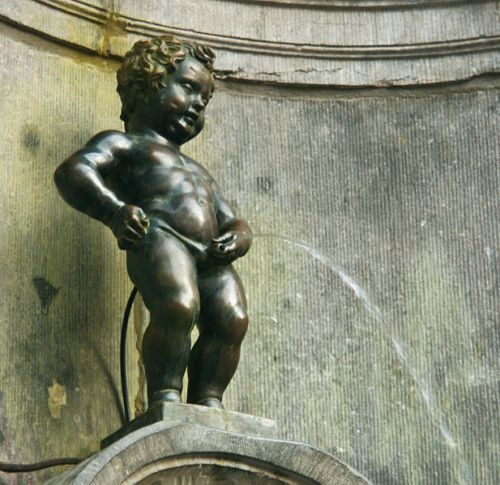 617px-Manneken_Pis_(crop) 617px-Manneken_Pis_(crop)